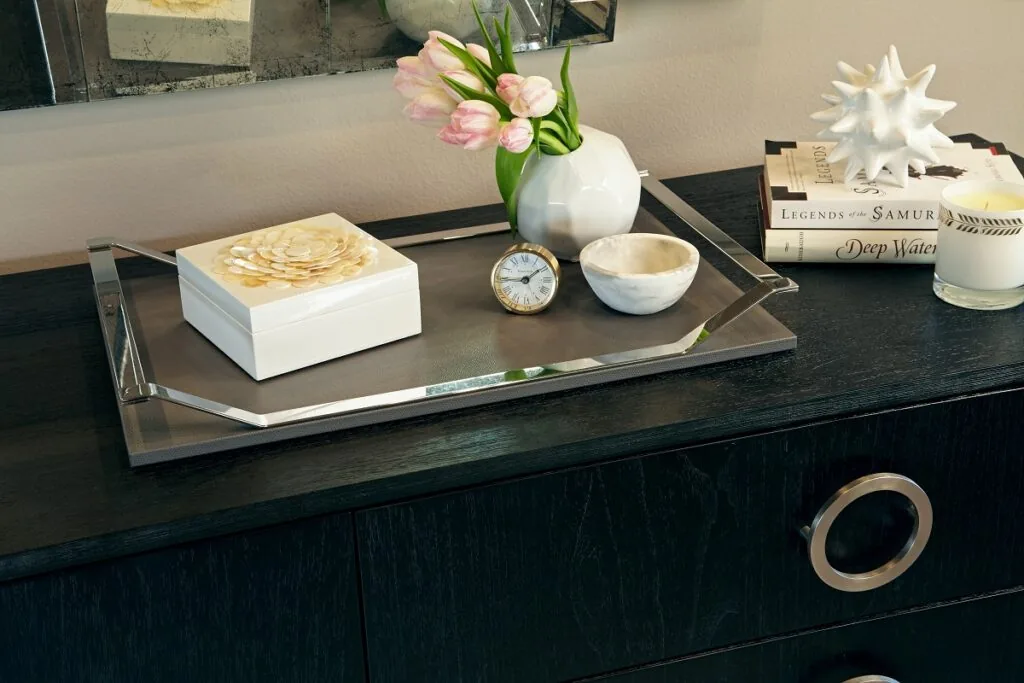 Burbank Contemporary: the guest suite