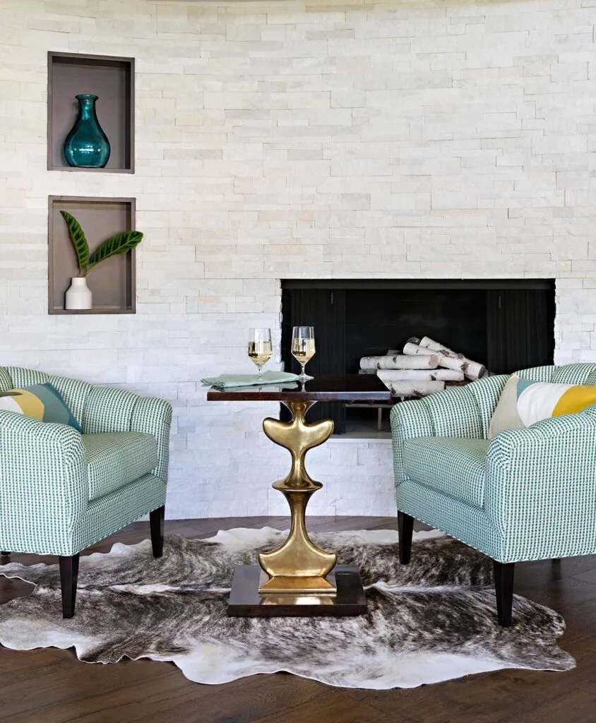 Colorful Mid Century: interior detail