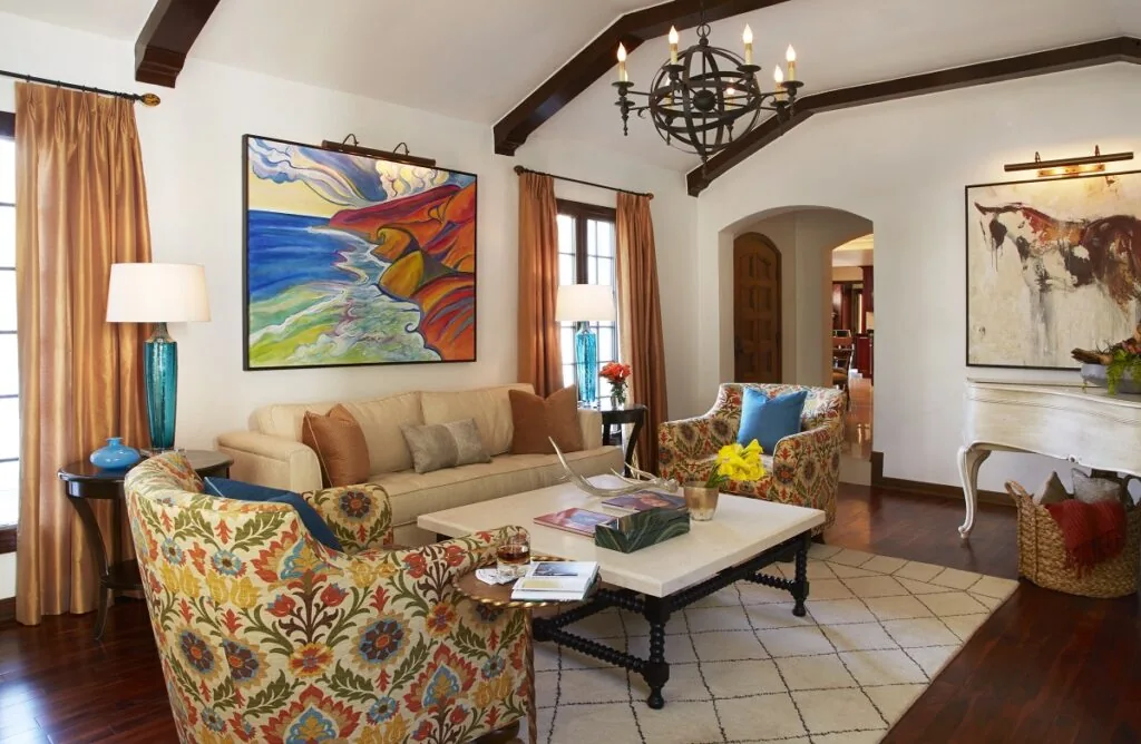 Glendale Traditional: the living room
