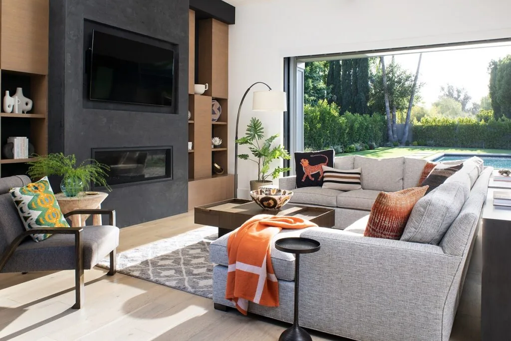 Modern Farmhouse: the family room