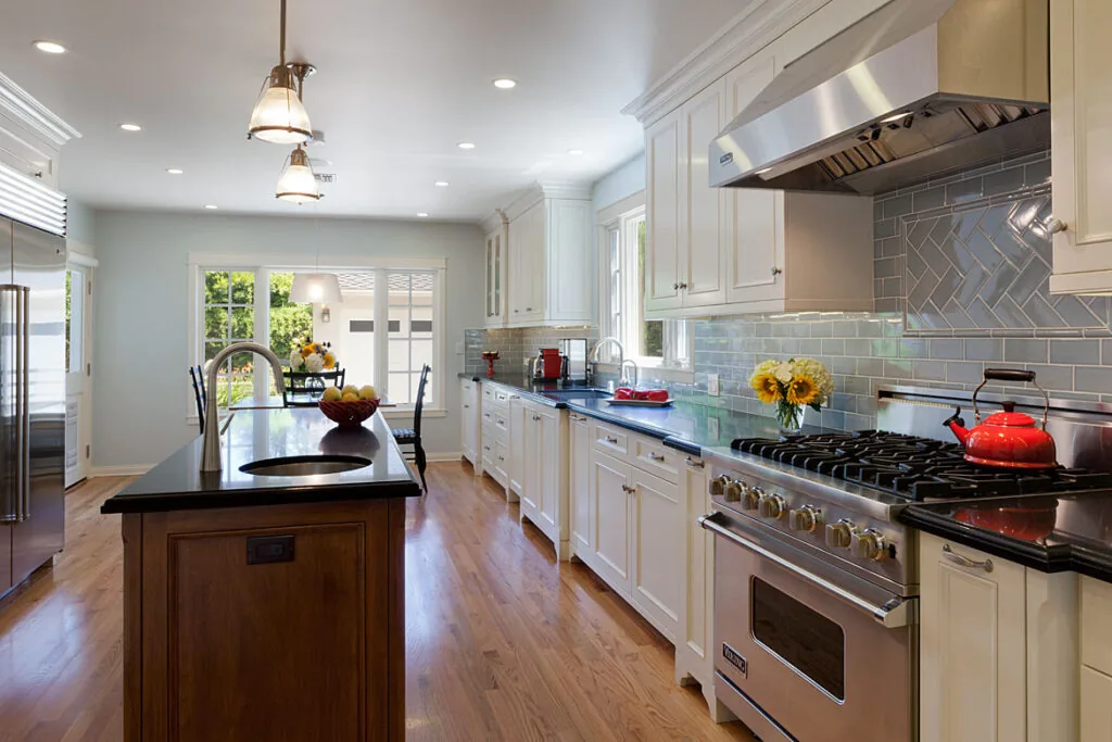 Sherman Oaks Transitional: the kitchen