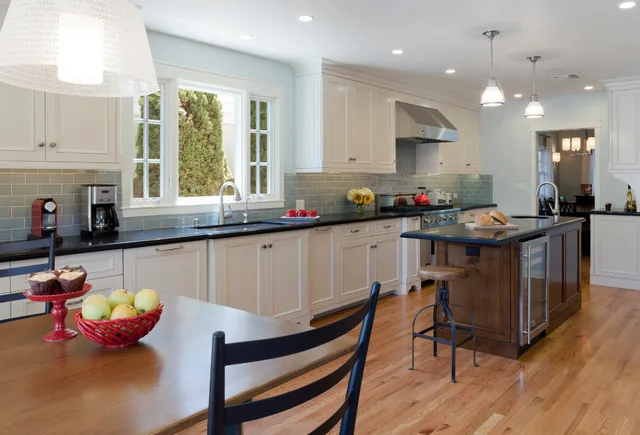 Sherman Oaks Transitional: the kitchen